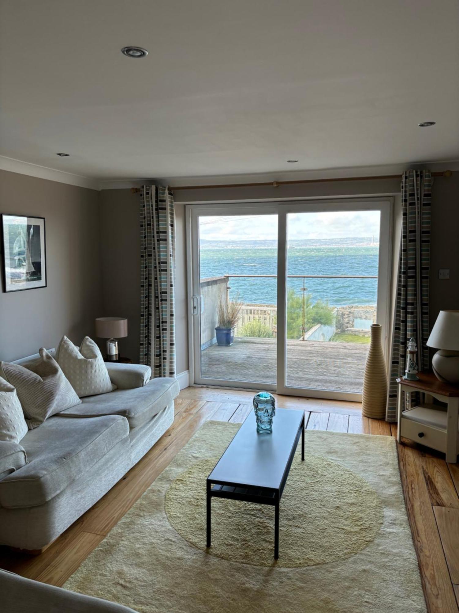 Splash Cottage Beach House With Sea Lapping Garden バンガー エクステリア 写真
