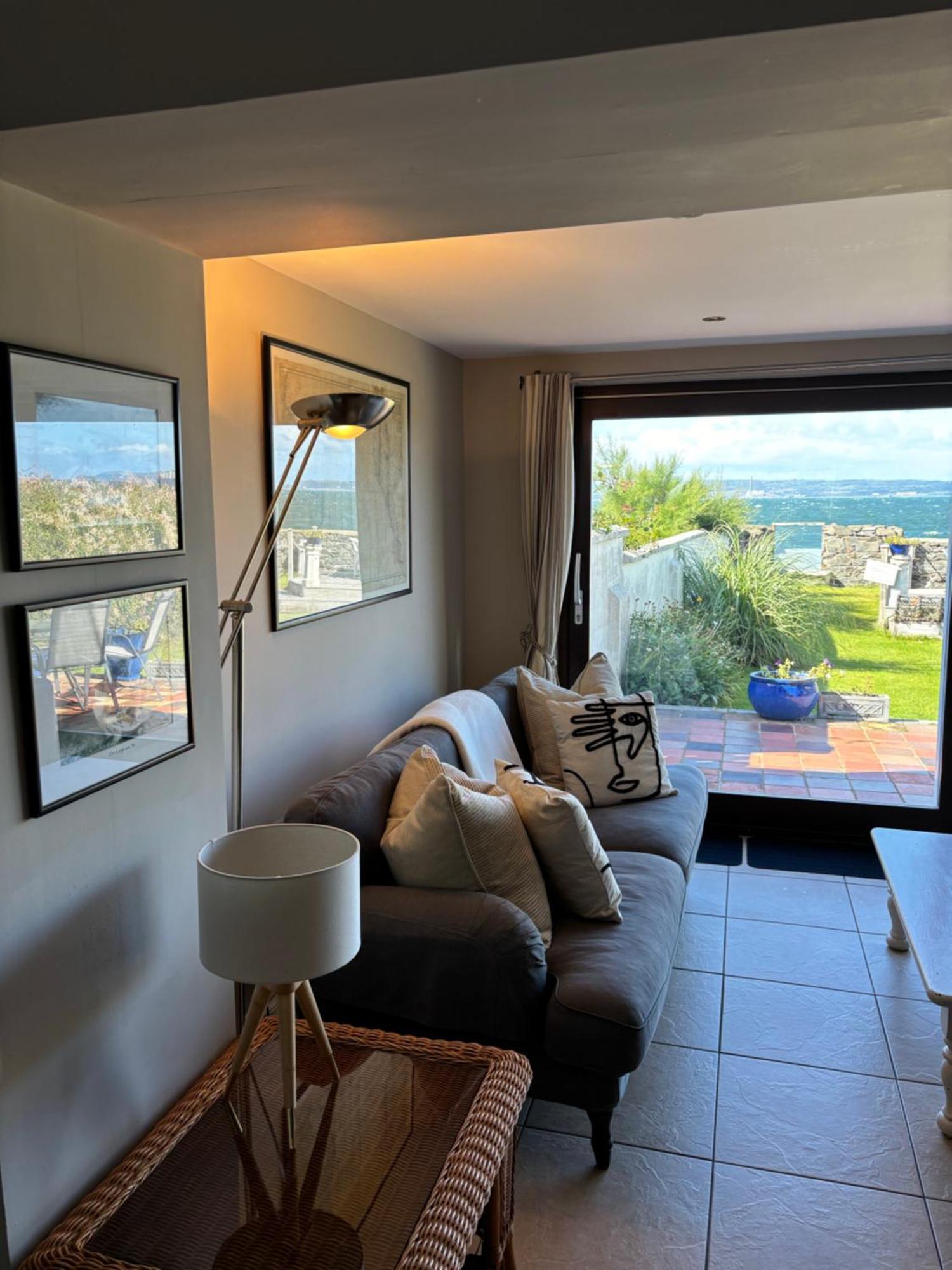 Splash Cottage Beach House With Sea Lapping Garden バンガー エクステリア 写真